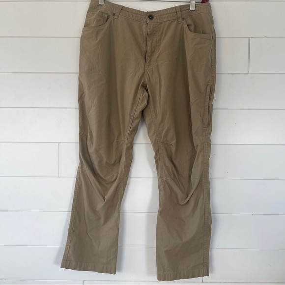 Pants Mens 36x30 Hiking Swiss Tech Tan Khaki Straight Stretch Cotton Casual - Picture 1 of 8